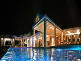 Amitabha - Luxury Lower Bay Villa - Bequia