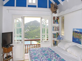 Ravenala House